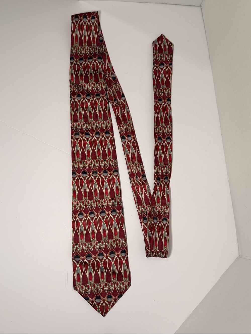 VINTAGE 80s Charleston The Rack 100% Silk Tie Made In Italy Red/gray/black